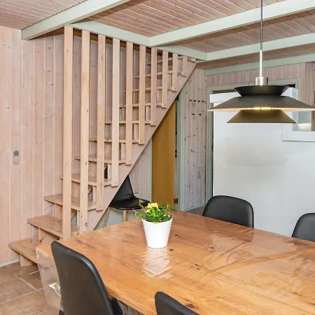 Vakantiehuis Cozy Holiday In Syddanmark With Terrace