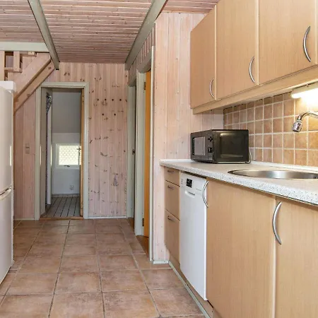 Cozy Holiday In Syddanmark With Terrace Vakantiehuis