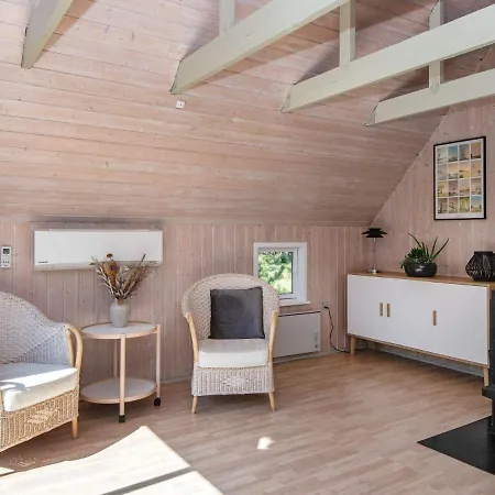 Cozy Holiday In Syddanmark With Terrace Vakantiehuis Nørre Nebel