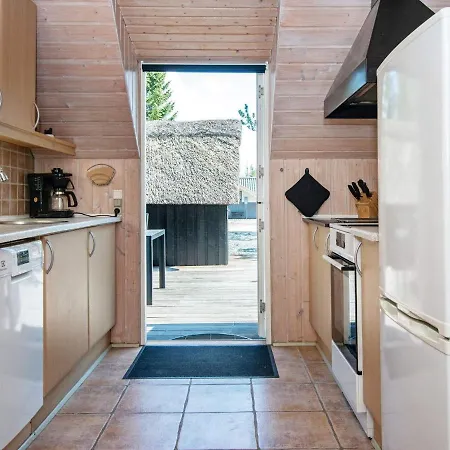Cozy Holiday In Syddanmark With Terrace Vakantiehuis